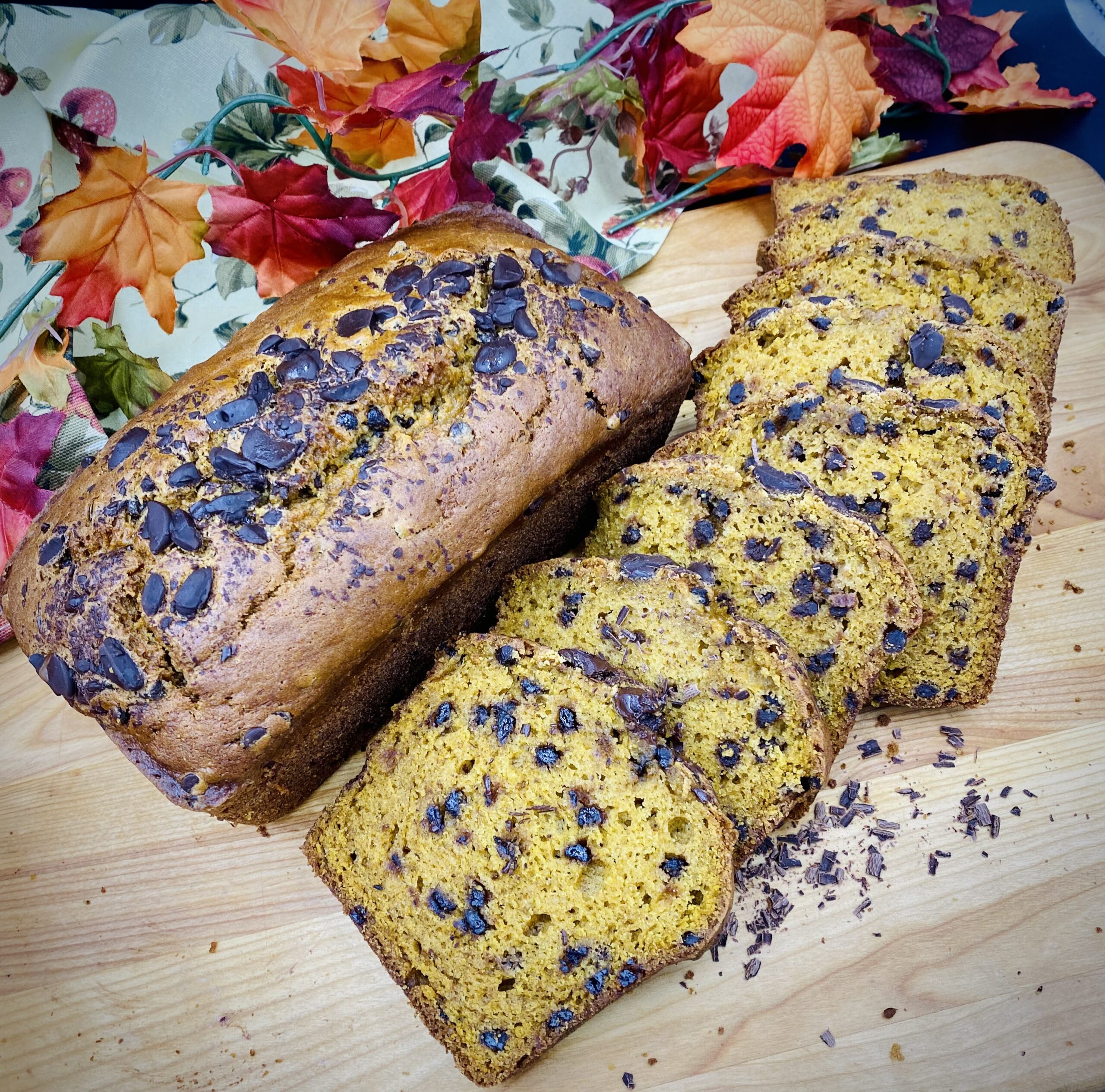 Pumpkin Bread w Chocolate Chips Slices